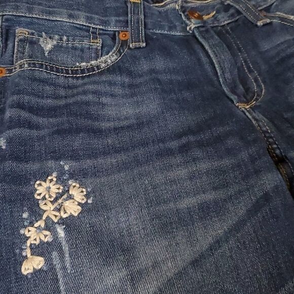 LUCKY BRAND SIENNA SLIM BOYFRIEND Distressed Jeans - Picture 3 of 9